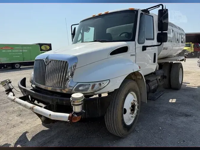 2008 INTERNATIONAL DURASTAR 4300
