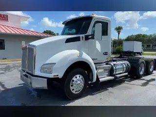 2015 Kenworth T880