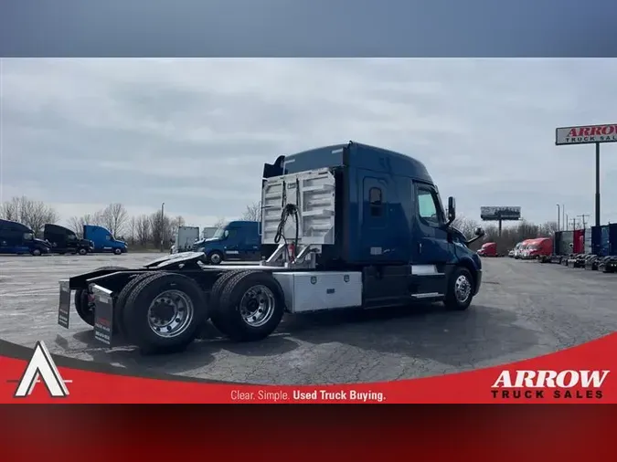 2019 FREIGHTLINER CA126