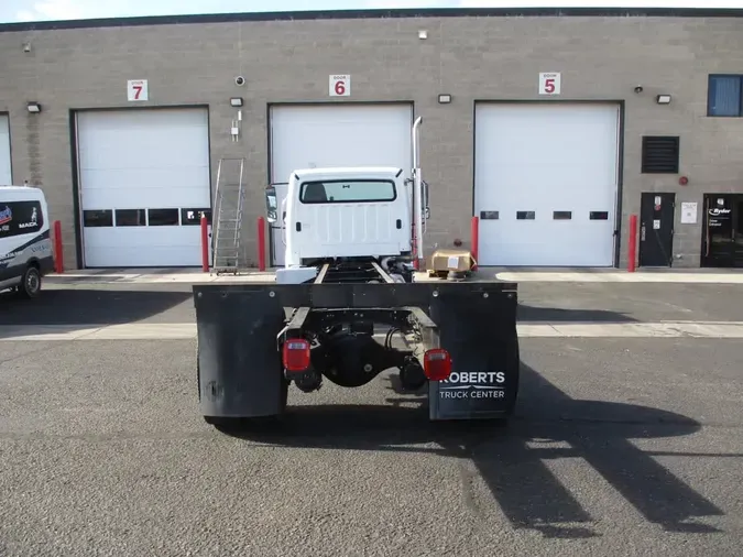 2019 FREIGHTLINER/MERCEDES M2 106