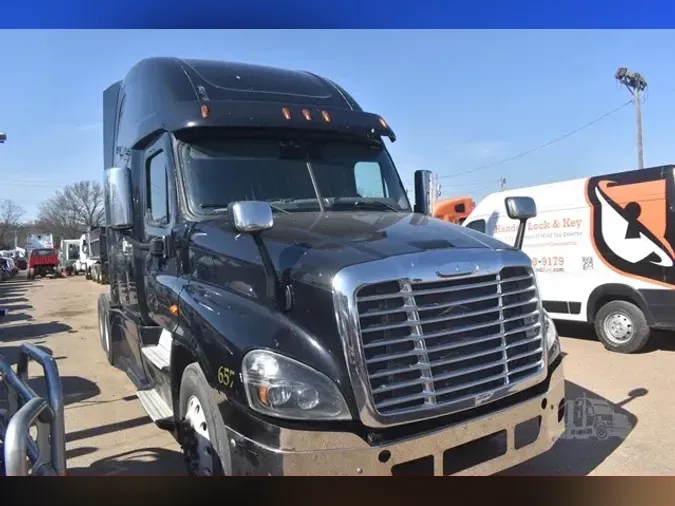 2017 FREIGHTLINER CASCADIA 125