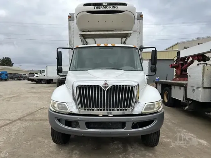 2013 INTERNATIONAL DURASTAR 4300