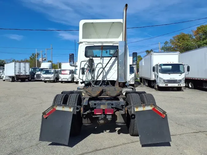 2021 NAVISTAR INTERNATIONAL LT625 DAYCAB S/A