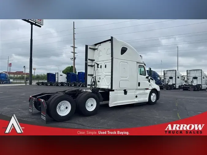 2020 FREIGHTLINER CA126