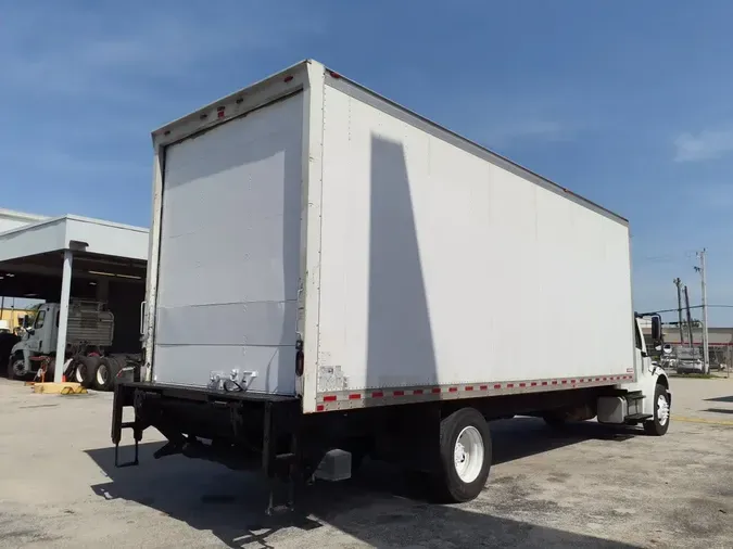 2020 FREIGHTLINER M2 106