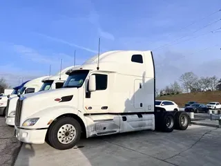 2022 Peterbilt 579