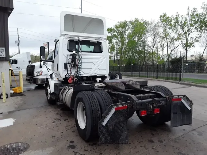 2019 NAVISTAR INTERNATIONAL RH613 DAYCAB S/A