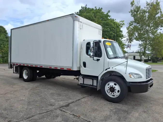 2020 FREIGHTLINER/MERCEDES M2 106