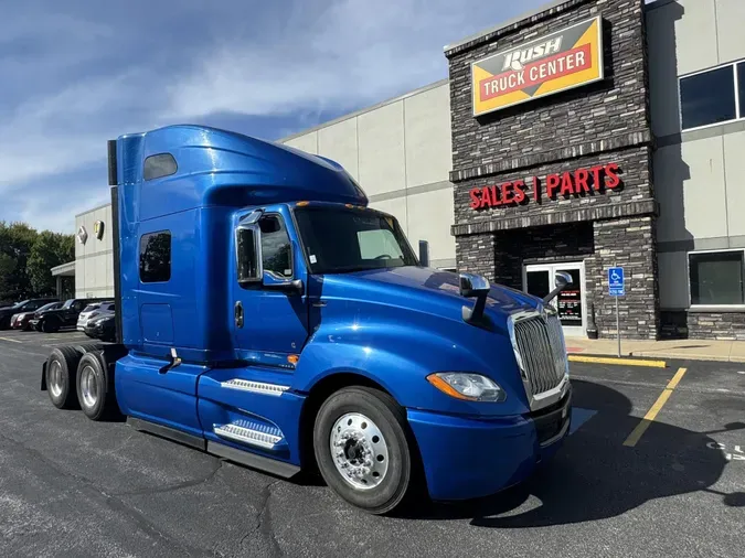 2020 International LT625