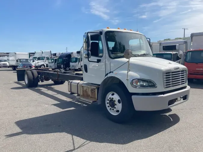 2020 FREIGHTLINER M2 106