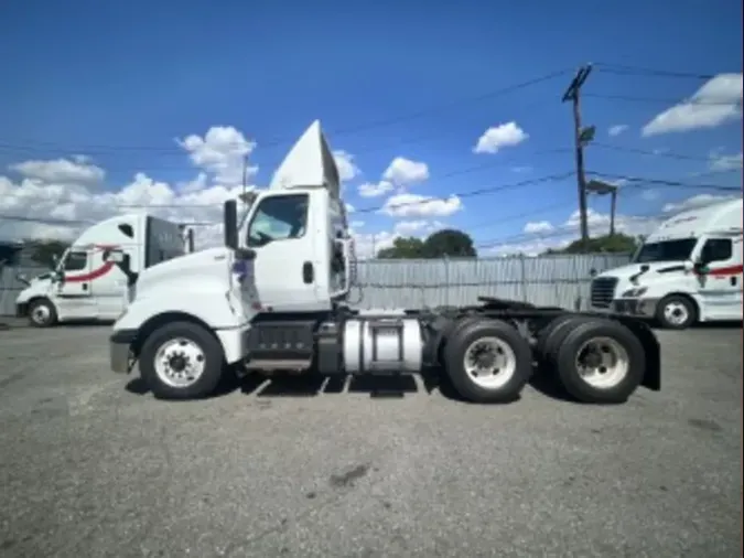 2019 NAVISTAR INTERNATIONAL LT625 DAYCAB T/A