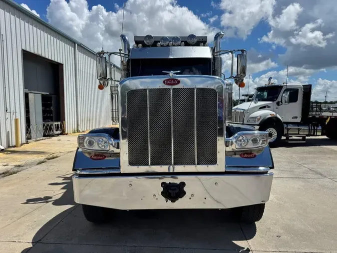 2024 Peterbilt 389
