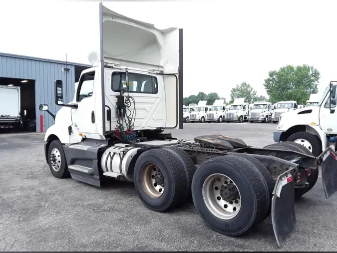 2020 NAVISTAR INTERNATIONAL LT625 DAYCAB T/A