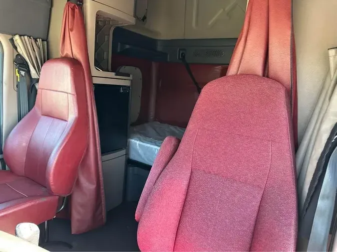 2018 Freightliner Cascadia0089bf080a9236b56638bb5c20201e53