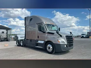 2022 Freightliner Cascadia 126