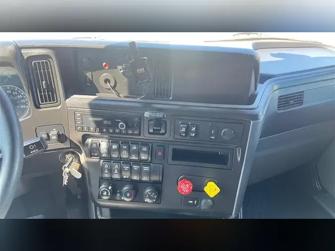 2022 INTERNATIONAL LT625
