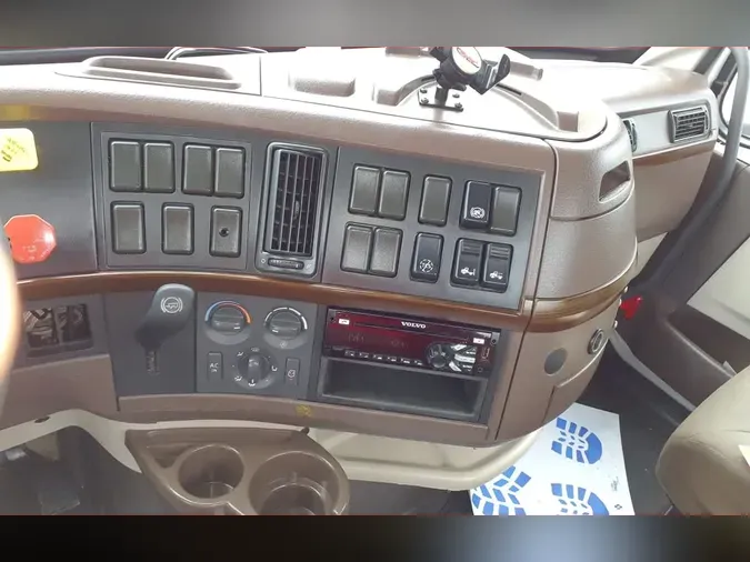 2016 VOLVO VNL42TRACTOR