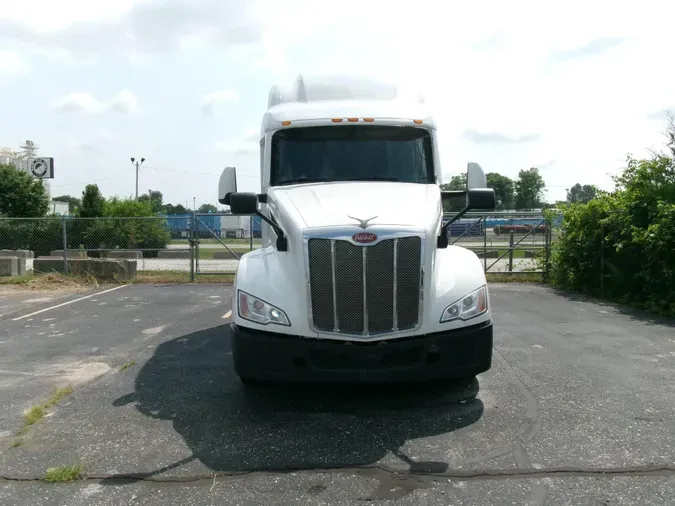 2022 Peterbilt 579008fc2943bc5b96d6bb805f65f214c9a