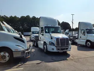2019 FREIGHTLINER CASCADIA 125