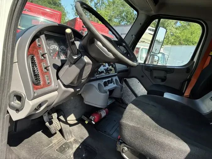 2019 FREIGHTLINER/MERCEDES M2 1060091ca3f305609317b03da612e16bdcd