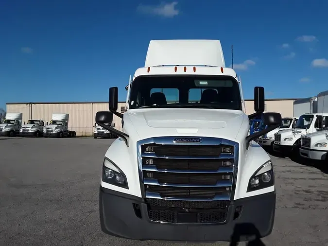 2022 FREIGHTLINER/MERCEDES CASCADIA PX12642ST
