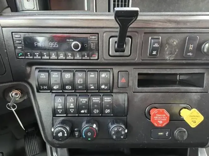 2024 International LT625