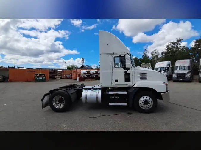 2020 Mack Anthem009ad2293af29cccbfaa007681f5b0c8