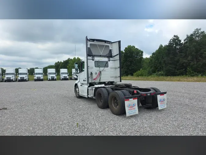 2020 Volvo VNL300009b11a78aab6284fc1292256230b5db