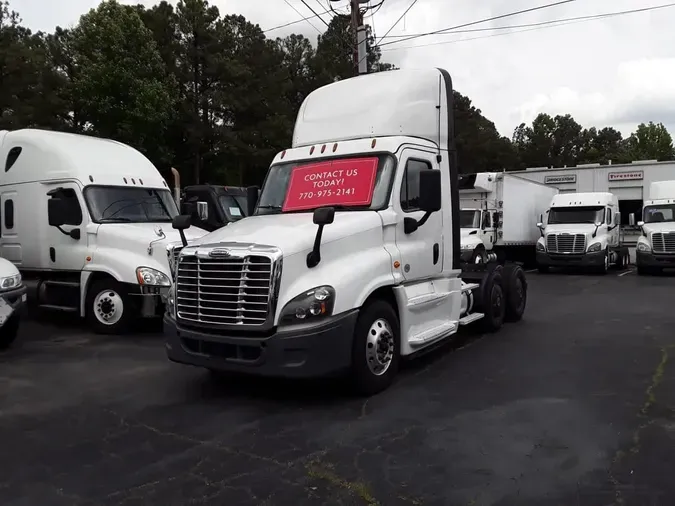 2019 FREIGHTLINER CASCADIA 125