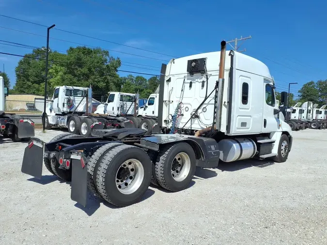 2019 FREIGHTLINER CASCADIA 125