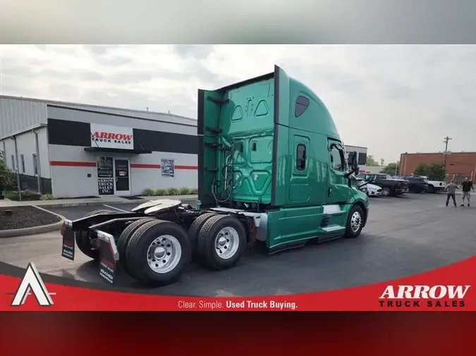 2020 FREIGHTLINER CA126