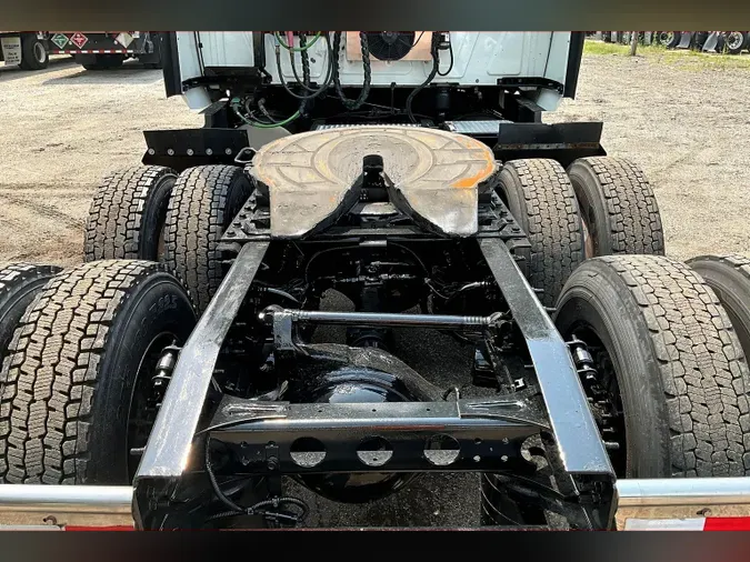 2021 INT LT625 6x4