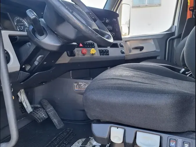 2020 FREIGHTLINER/MERCEDES NEW CASCADIA 116