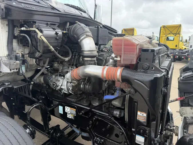 2021 Peterbilt 57900aa9e0609f24e4d052d4ea9960f17d6