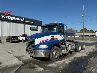 2015 Mack CXU613