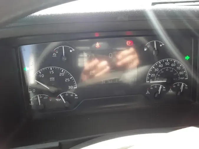 2020 VOLVO VNR64T-64000ac8bb9ad8a0efd9f1cff7721278c1d