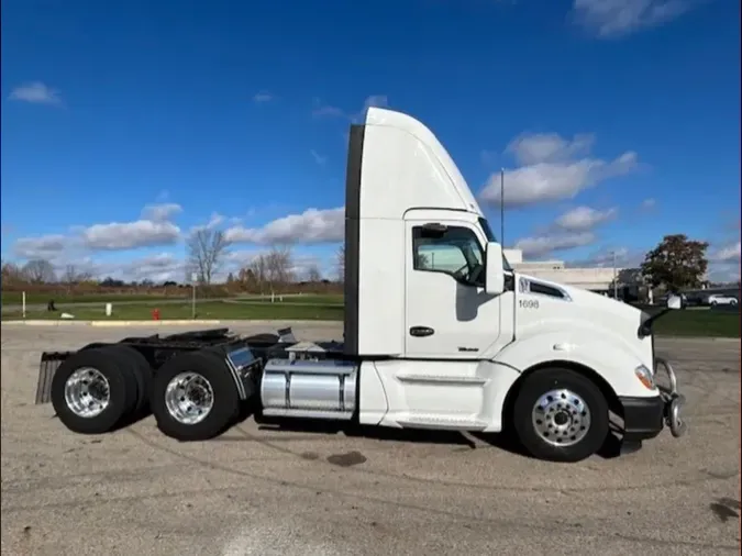 2022 Kenworth T680