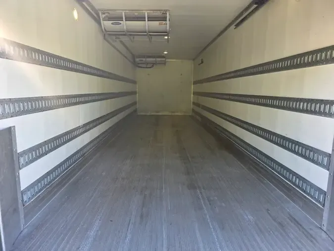 2019 FREIGHTLINER/MERCEDES M2 106