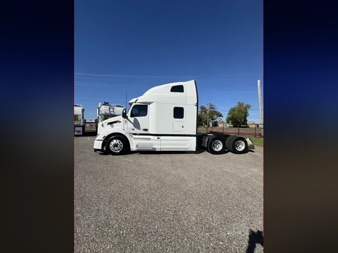 2023 PETERBILT 579