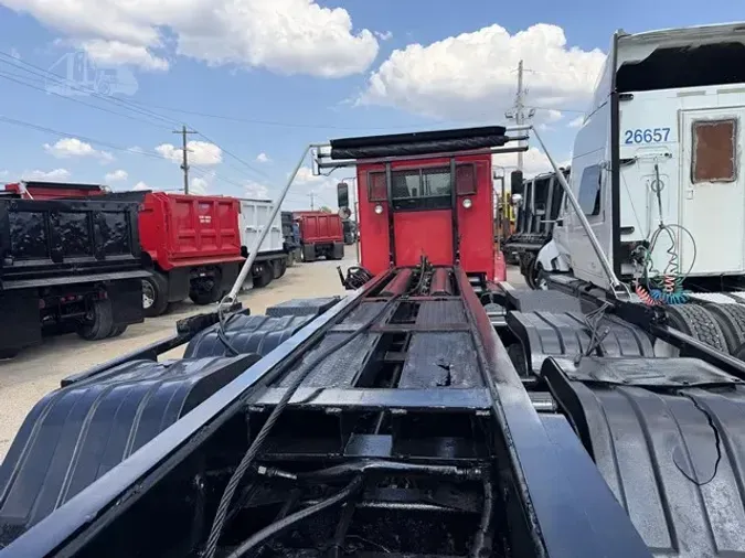 2004 KENWORTH T800