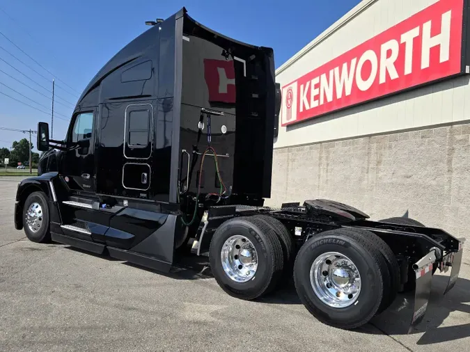 2026 Kenworth T68000bcdb54050a0328e0e40ac2f939a915