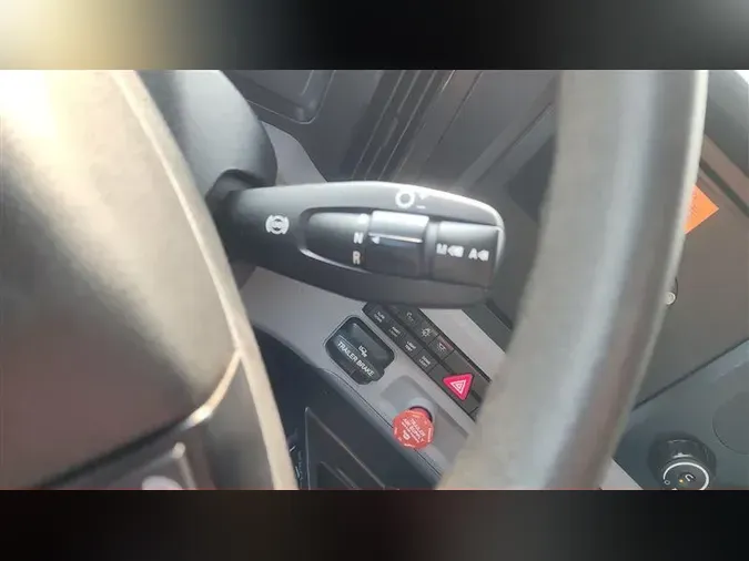 2020 FREIGHTLINER CA126