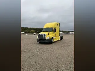 2015 FREIGHTLINER CASCADIA 125