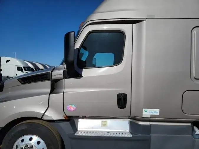 2020 Freightliner Cascadia