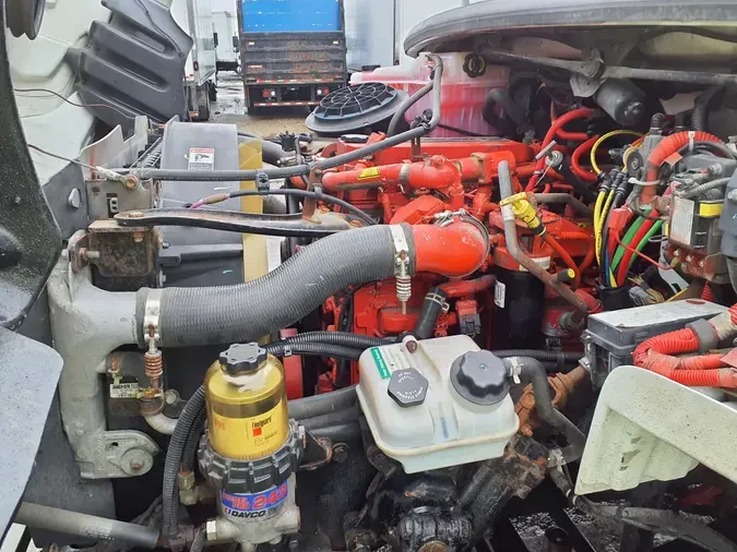 2017 FREIGHTLINER/MERCEDES M2 106