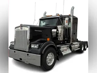 2026 Kenworth W900L