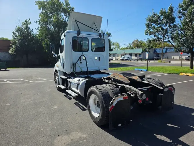 2019 FREIGHTLINER/MERCEDES CASCADIA 11300c73b69df5e26c019c1673fd75bc9a7