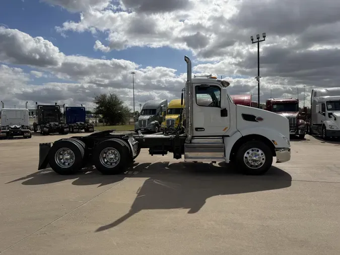 2020 Peterbilt 579
