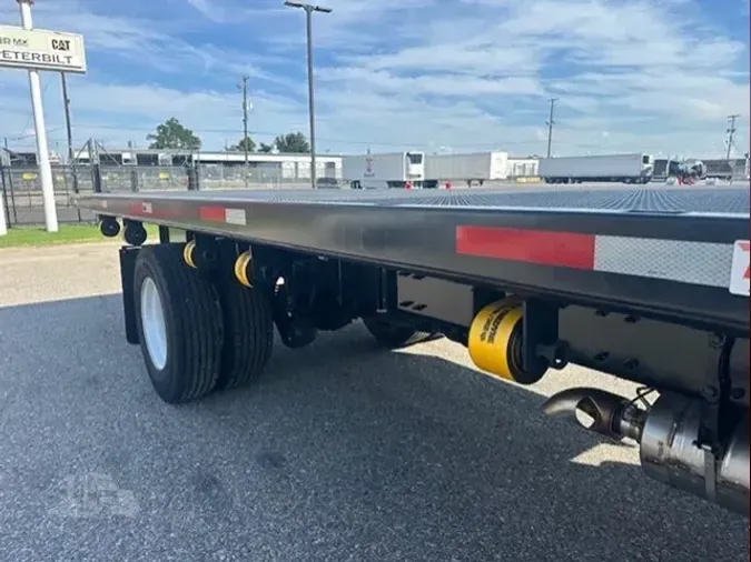 2026 PETERBILT 537