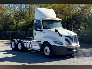 2019 INT LT625 6x4